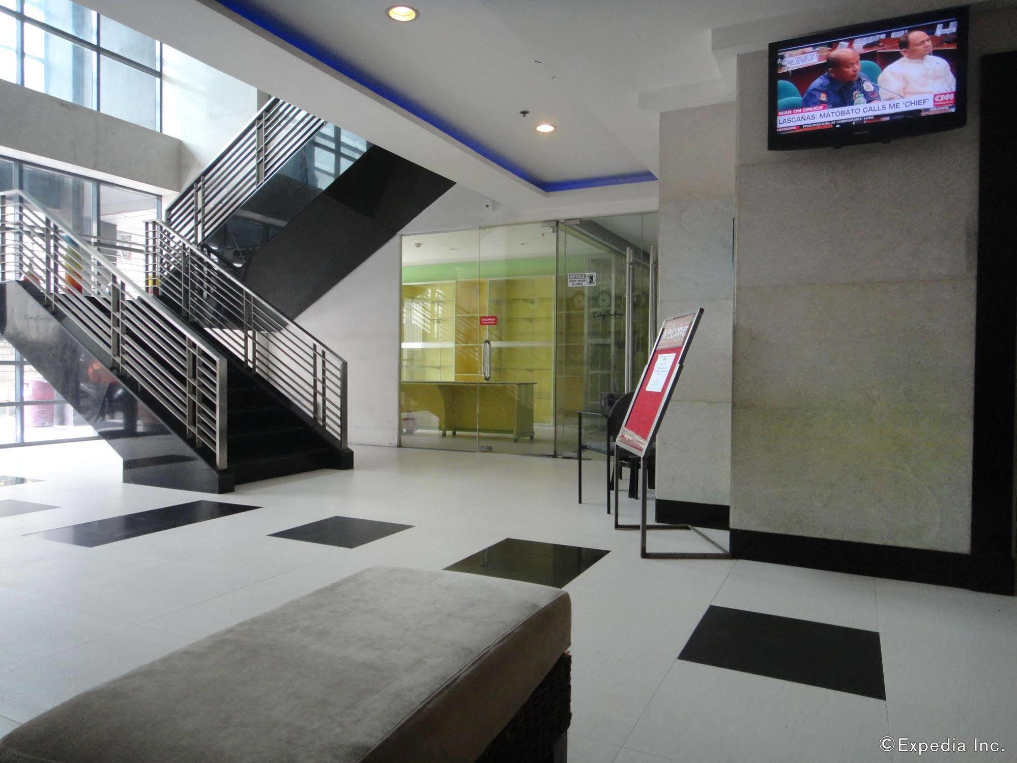 City Suites Ramos Tower Cebu Stadt Exterior foto